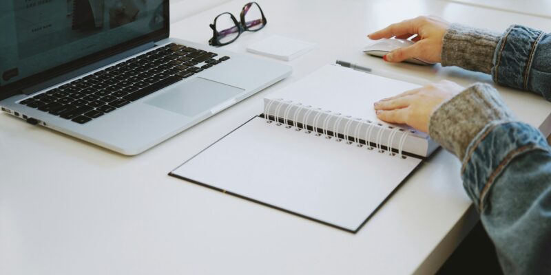 Czy zwolnienie lekarskie online jest legalne Fakty i mity o e-ZLA