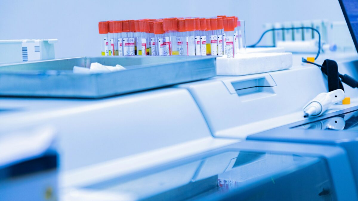 Jak często robić podstawowe badania krwi po 30., 40. i 50. roku życia informacje