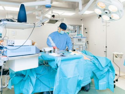 Najdziwniejsze operacje w historii medycyny, które się udały